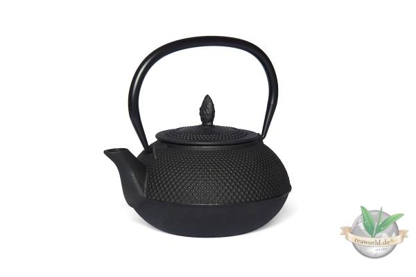 Gusseisen Teekanne schwarz mit 0,9 Liter Fassungsvermögen